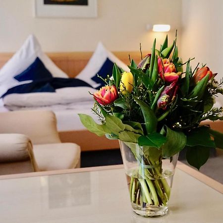 Hotel Alte Post มินเดิลไฮม์ ภายนอก รูปภาพ